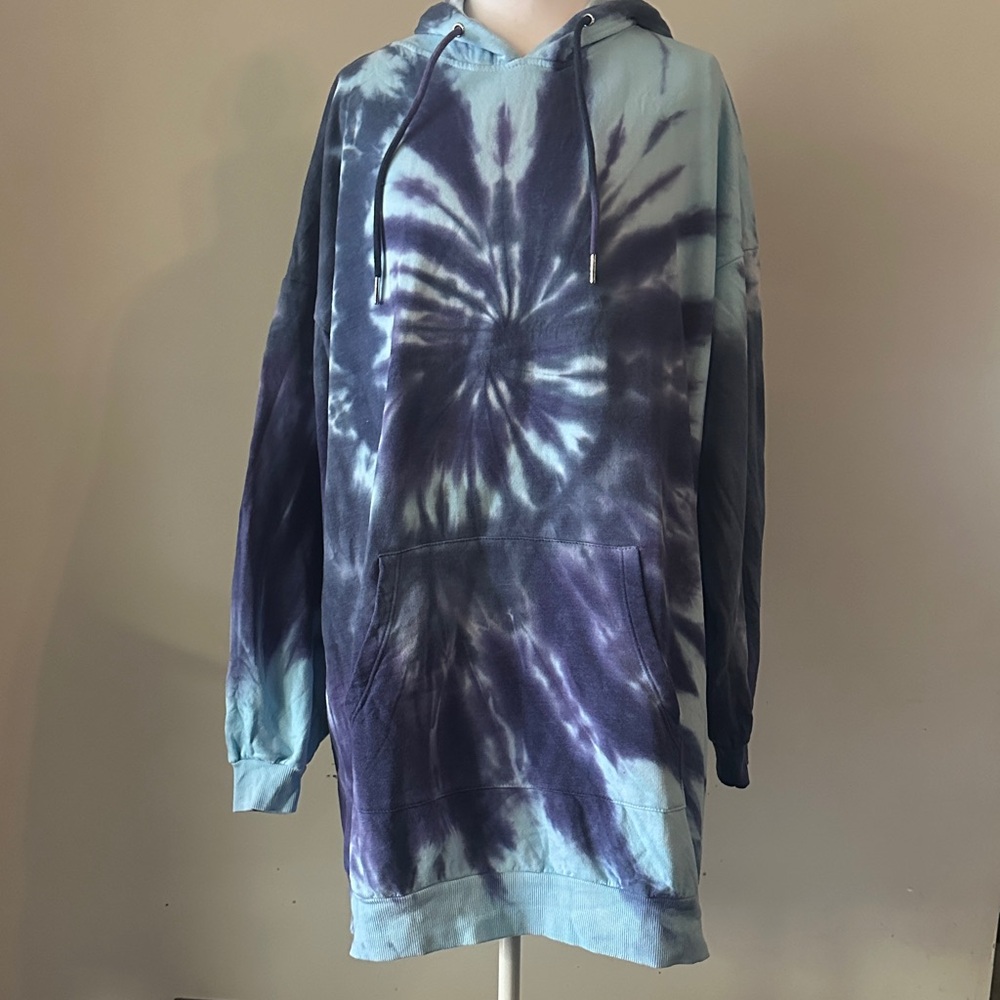 No Boundaries Tie-Dye Hoodie - Blue and Purple